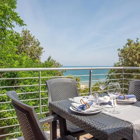 Colle Del Mare Apartman *